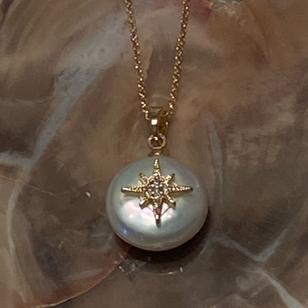 Fun Fashion “Coin Pearl” Gold-Plated Chain Necklace